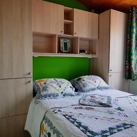 2 Stars - Dans De Loisirs Ferienhaus