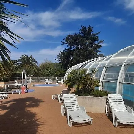 2 Stars - Dans De Loisirs Ferienhaus